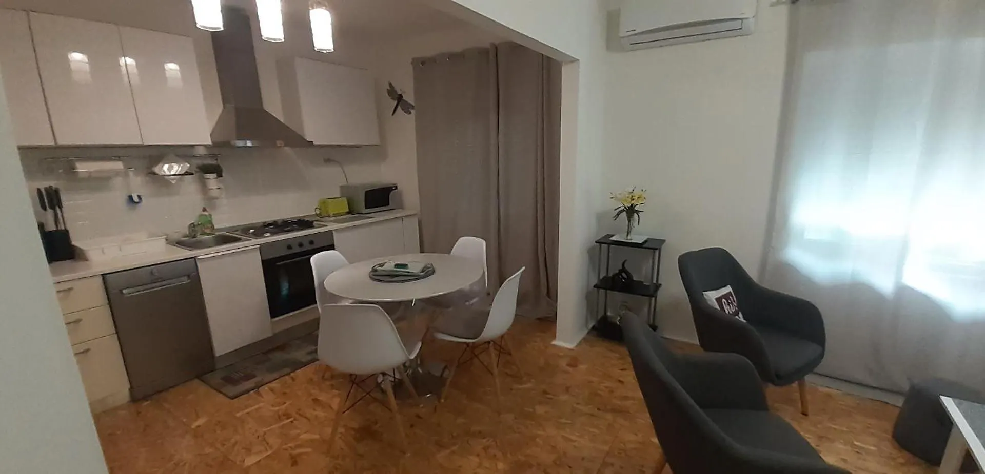Apartman Amphora Split 0*,  Croatia